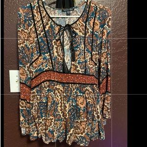 American Eagle Tunic type blouse size small